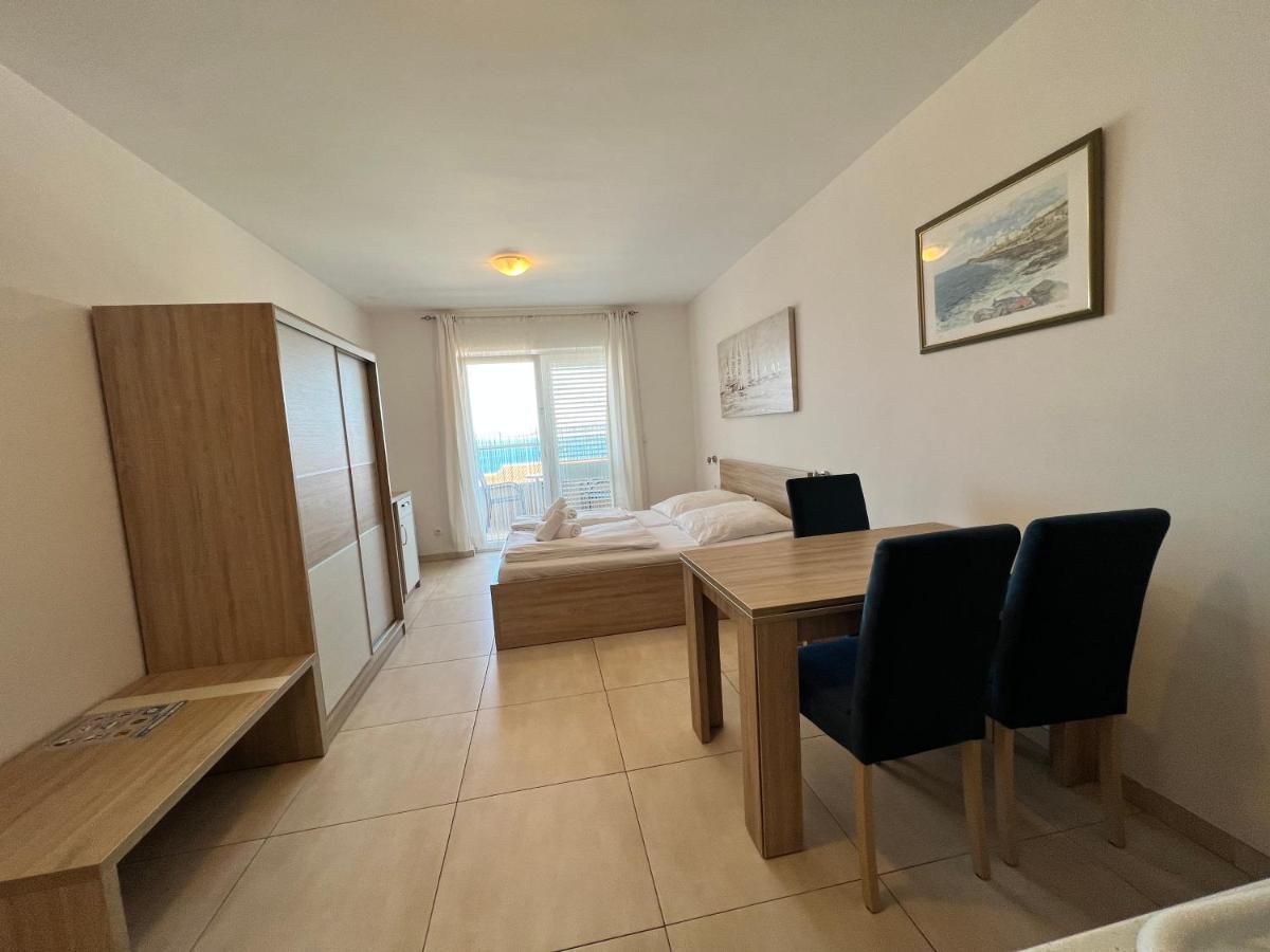 Villa Martina Baška Voda Exterior foto