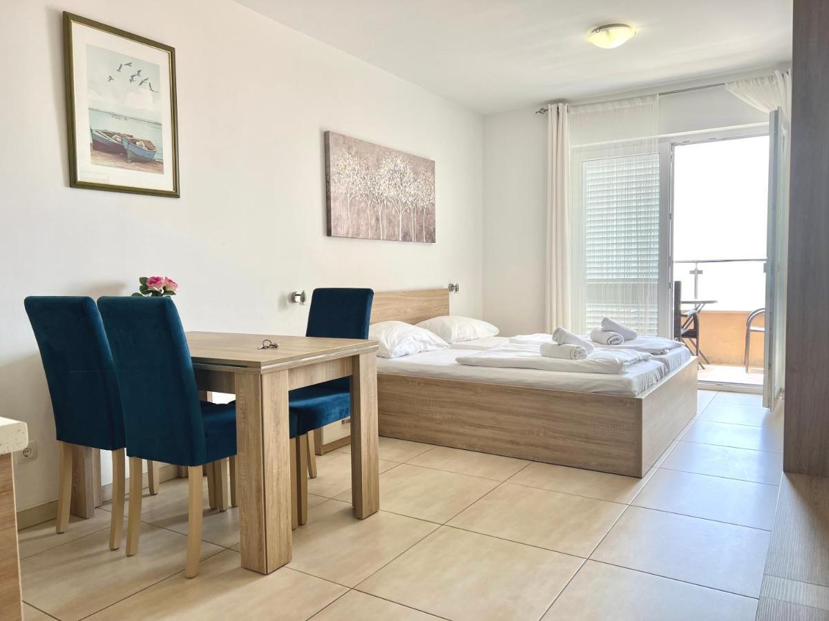 Villa Martina Baška Voda Exterior foto